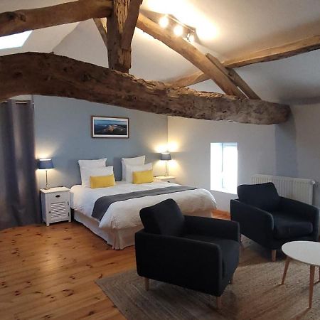 Sainte-Colombe  La Vigneraie De Laura Bed & Breakfast エクステリア 写真