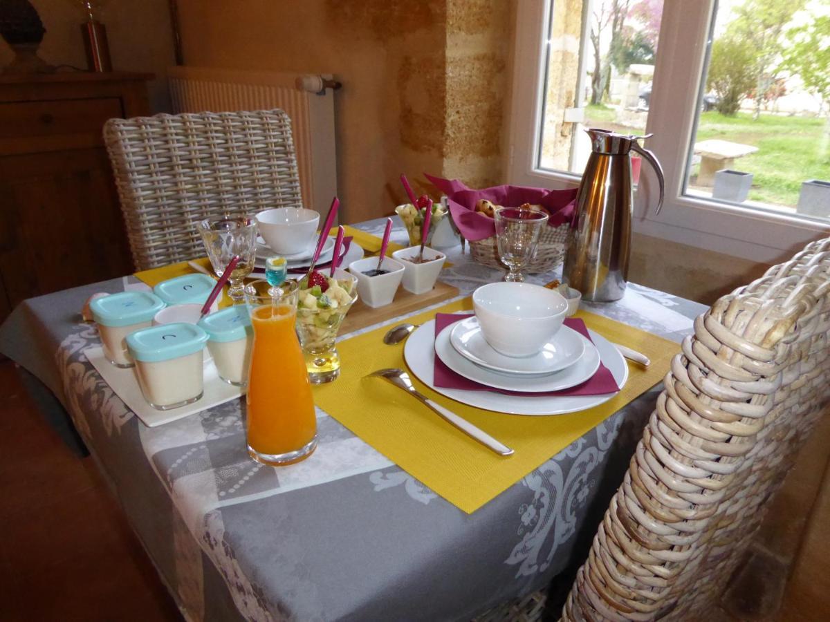Sainte-Colombe  La Vigneraie De Laura Bed & Breakfast エクステリア 写真