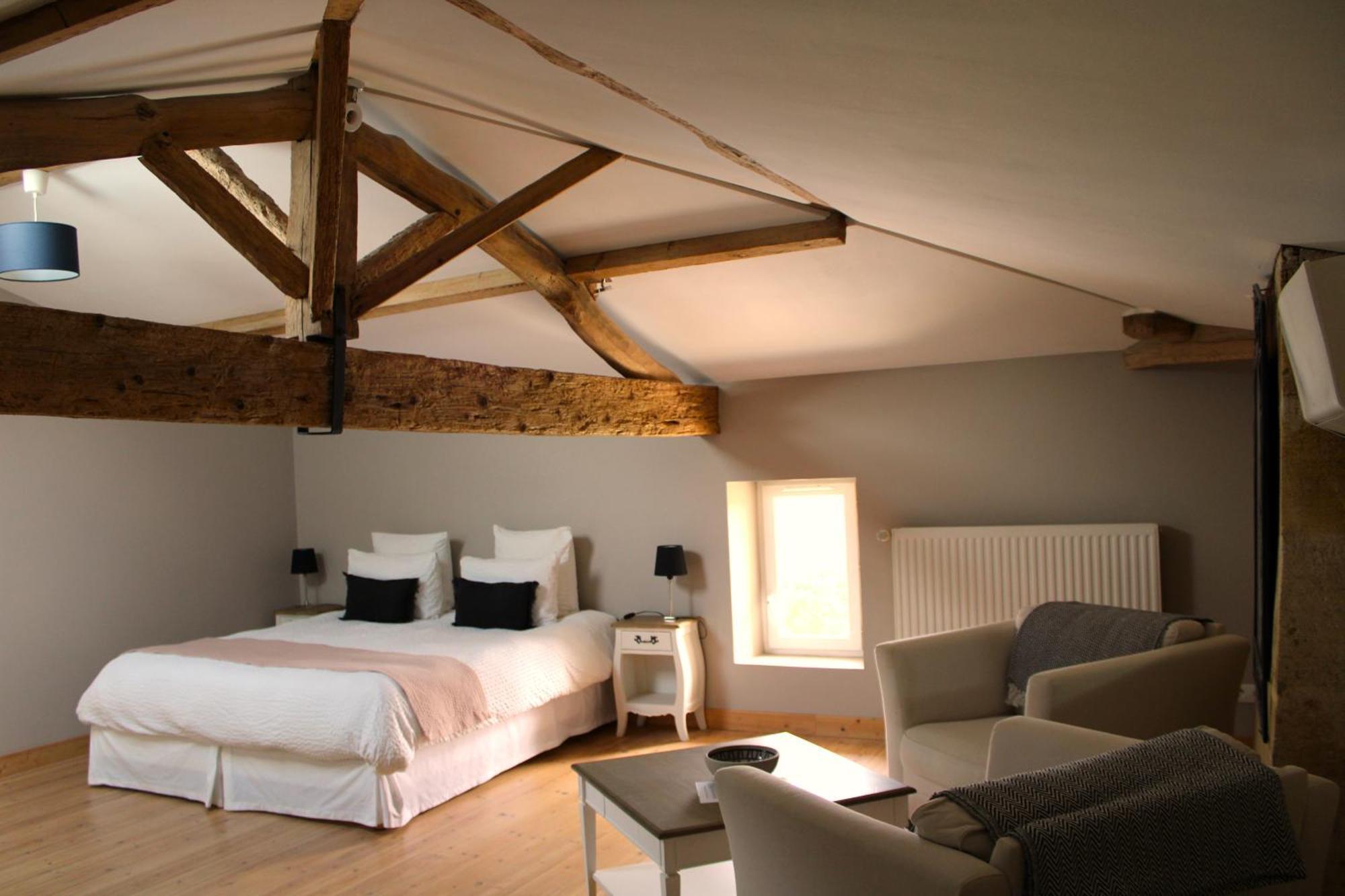 Sainte-Colombe  La Vigneraie De Laura Bed & Breakfast エクステリア 写真